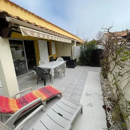 Charmante De Holiday home