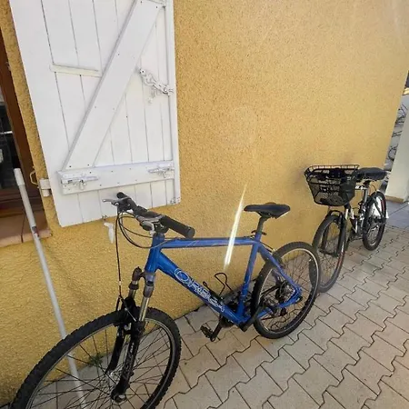Charmante De * Agde